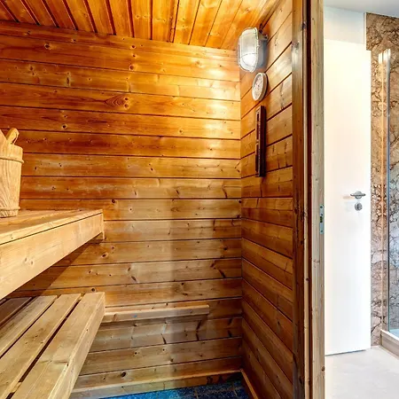 Duenenhaus Unserusedomde Ca80qm Mit Privater Sauna Und Kamin Parkplatz Direkt Am 4i3 Apartmán *